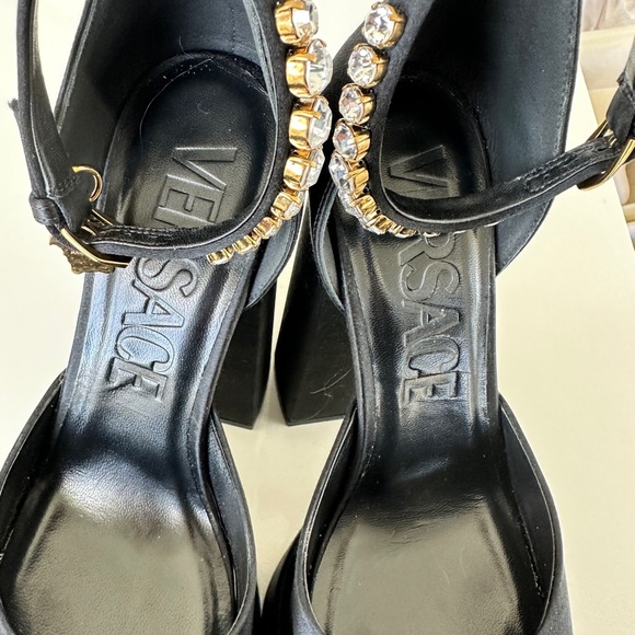 VERSACE MEDUSA AEVITAS PLATFORM PUMPS - Picture 2 of 9